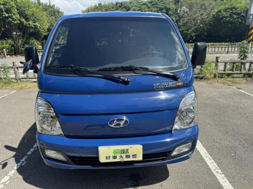 Hyundai({N)